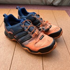Adidas  Terrex Swift  R2 Gtx Hiking Shoes  Men’s Size 6.5 Orange Water Proof